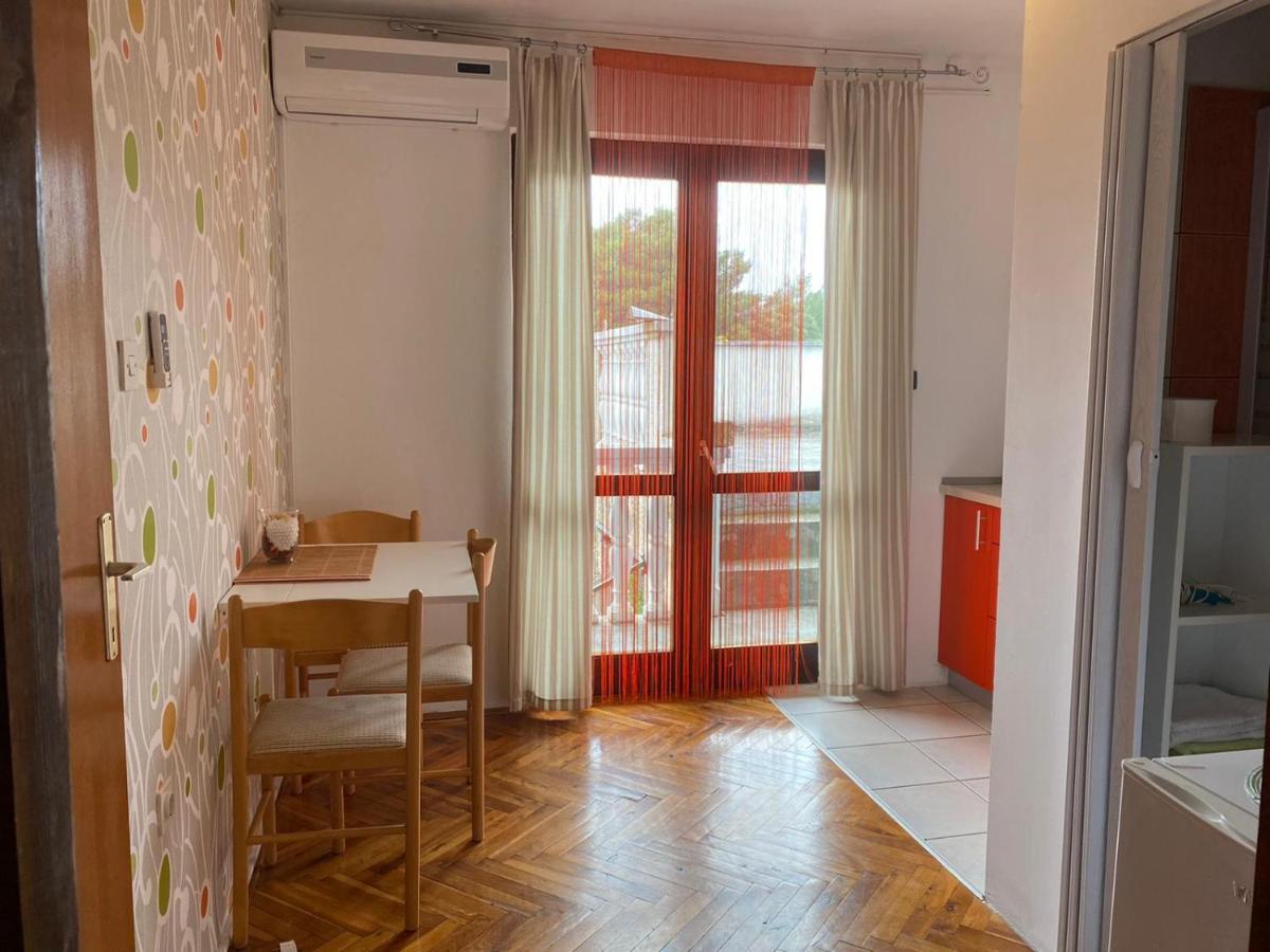 Apartmani Dana Sukosan Ngoại thất bức ảnh