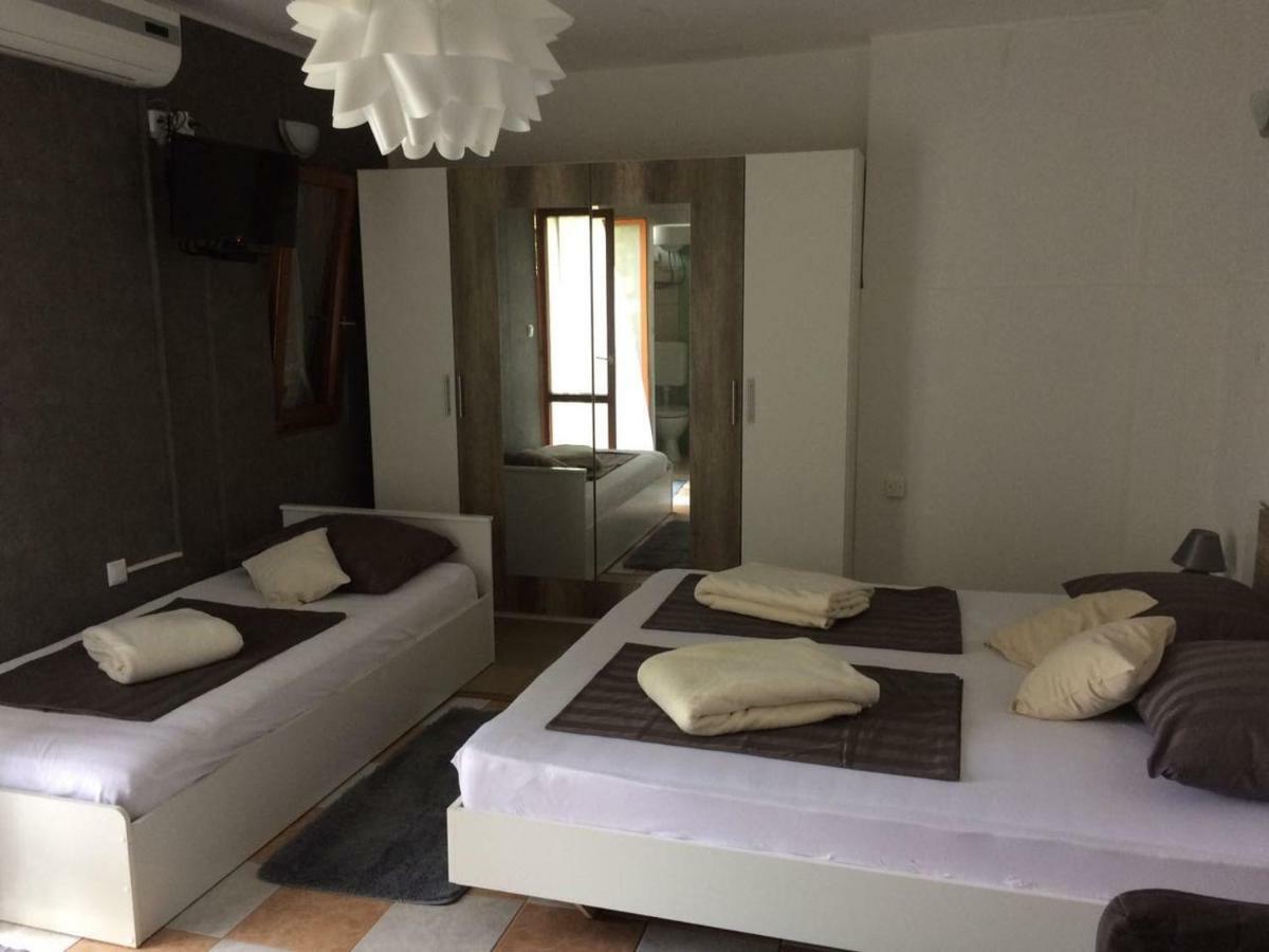 Apartmani Dana Sukosan Ngoại thất bức ảnh