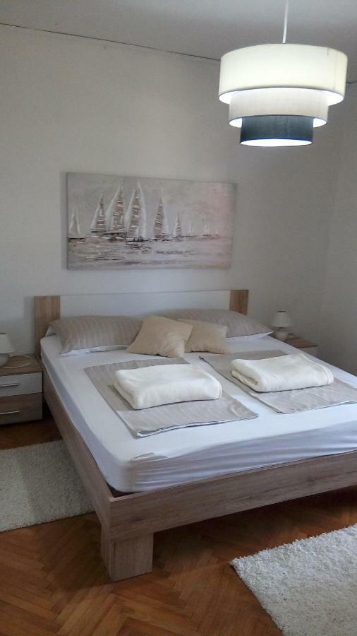 Apartmani Dana Sukosan Ngoại thất bức ảnh