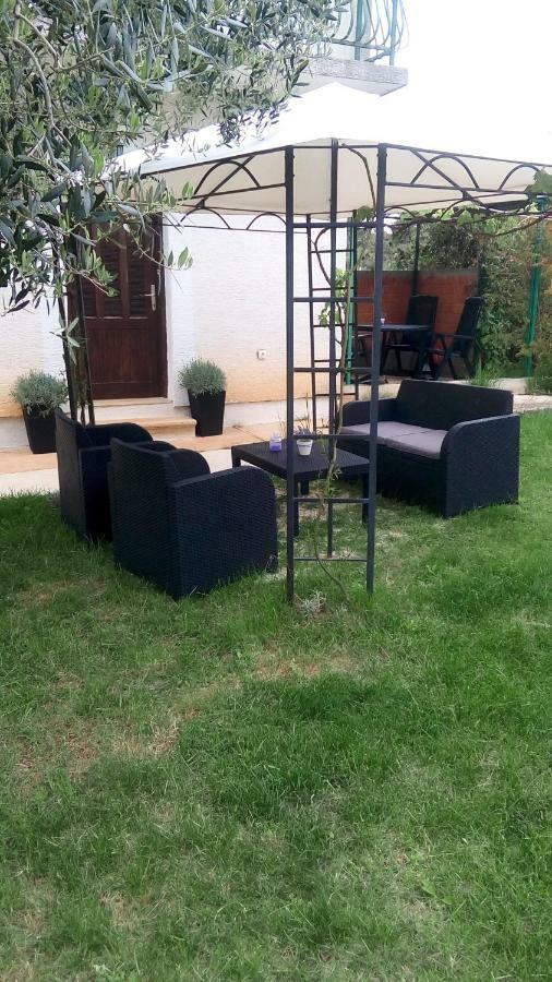 Apartmani Dana Sukosan Ngoại thất bức ảnh
